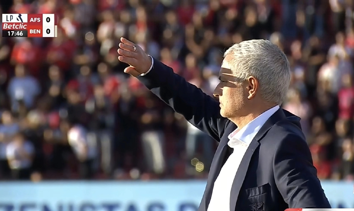 那不勒斯在客场比赛中取得宝贵三分(那不勒斯在客场比赛中取得宝贵三分球)