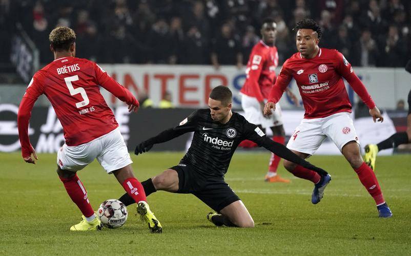 美因茨在与对手的对决中遭遇挑战